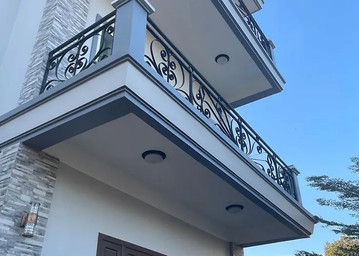 Thida Villa