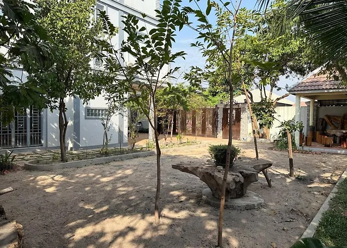 Thida Villa *