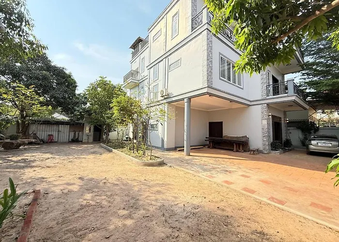 Villa Thida *