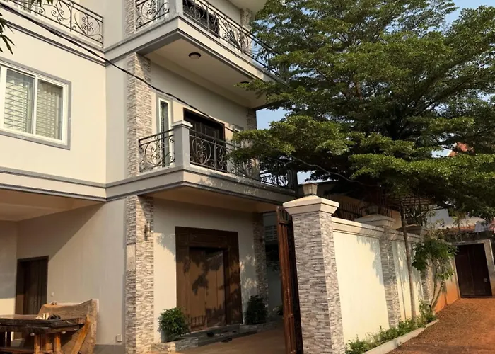 Villa Thida